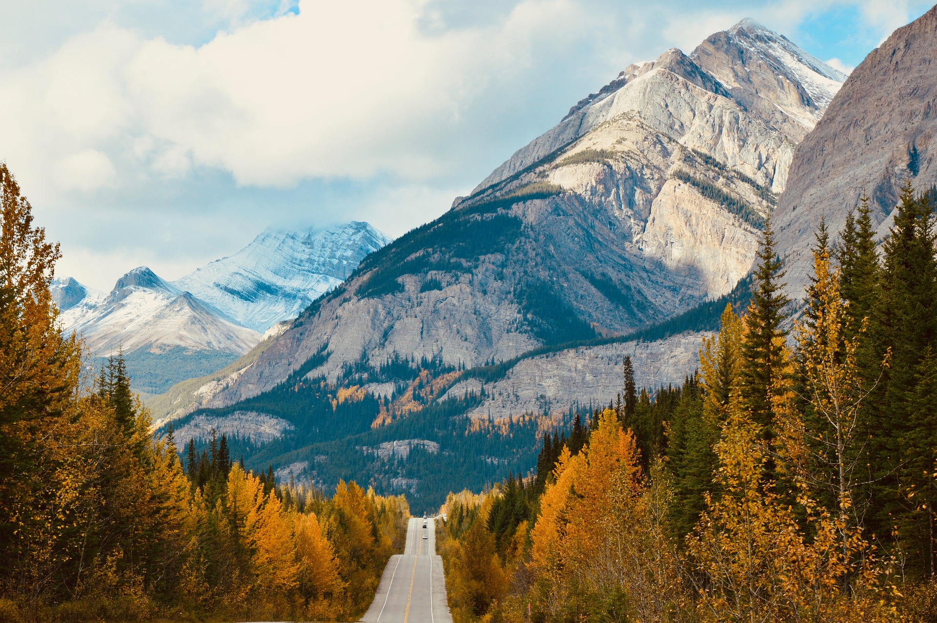 columbia icefields parkway